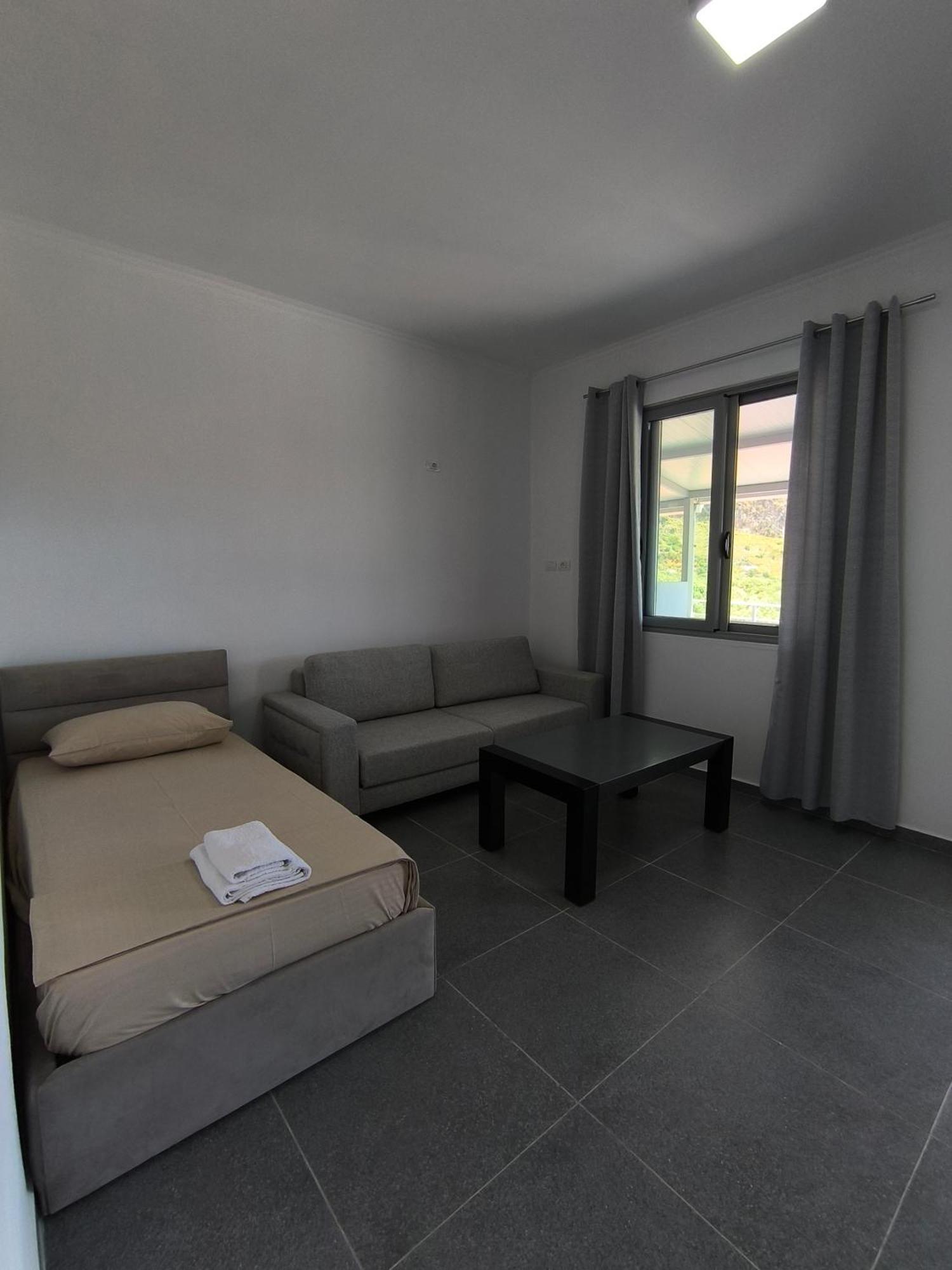 Kaful Apartments Кепаро Екстериор снимка